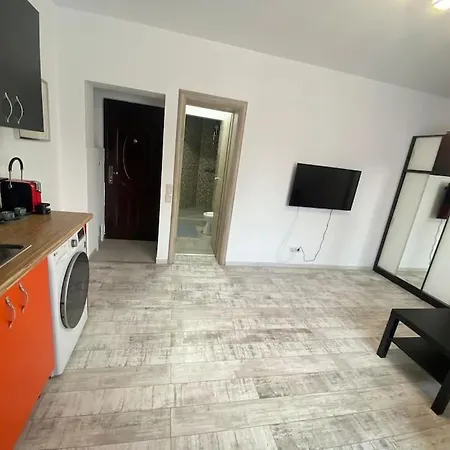 Apartment Cozy Studio 10 Min Away From Th Center Of The
